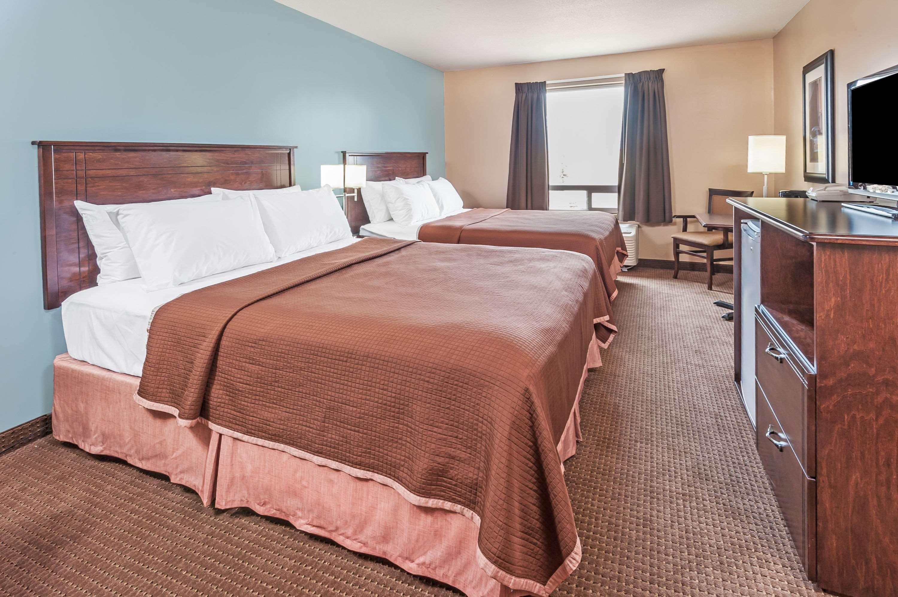 Hotel Super 8 By Wyndham Edmonton South Exterior foto